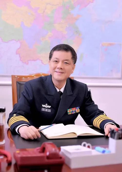 海軍闞延泉的最新任職，引領(lǐng)海軍走向新時代的卓越領(lǐng)導(dǎo)者